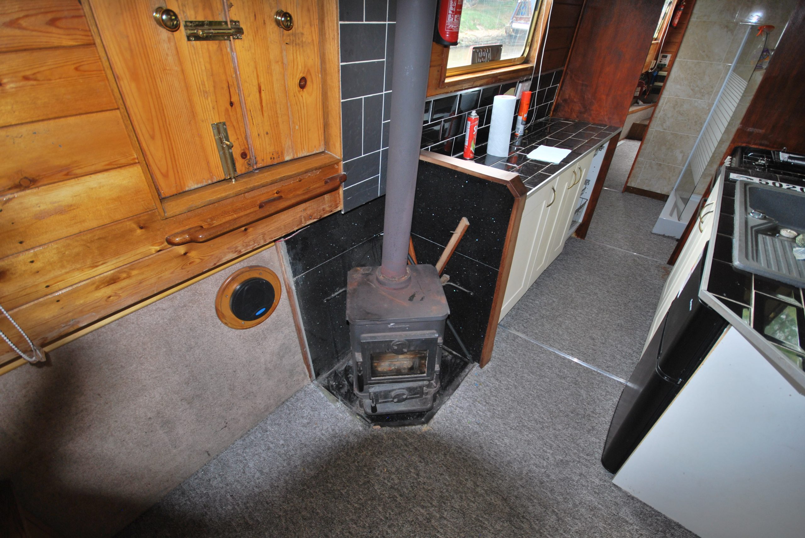 NB Al's Ark - 45' Cruiser Stern Narrowboat - For Sale 11