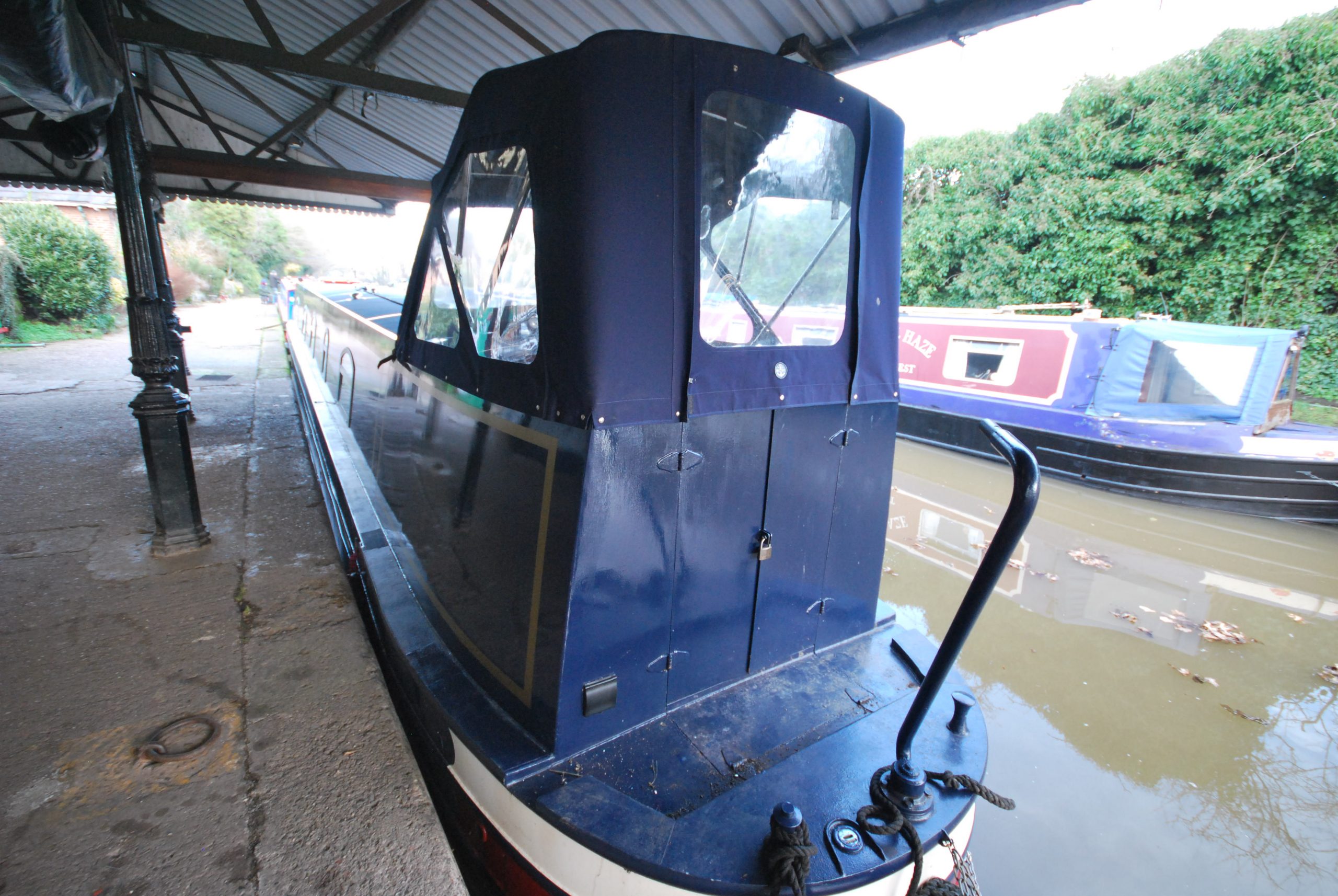 Just Around The Bend - 62 ft Narrowboat - Semi Trad Stern 5